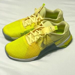 RARE! Nike Metcon 8s WORN 1X! Citron yellow. Like NEW! Women’s size 9